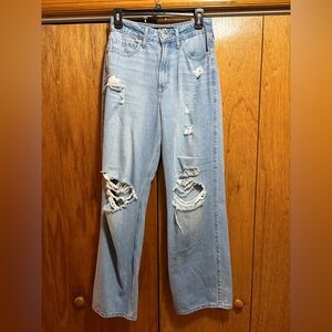 Ultra High-Rise Lightweight Ripped Medium Wash Baggy Jeans 2R